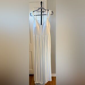HALARA White Maxi Dress with V-Neck,Slit and Built in Bra NWT
